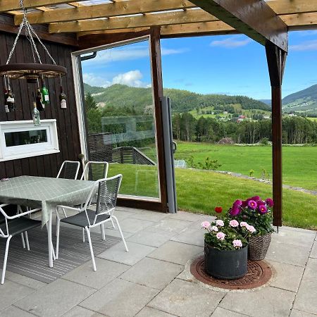 Family Room In Modern House Eide  Екстериор снимка